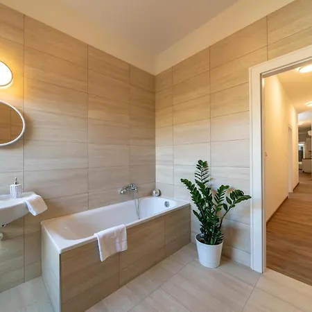 Apartmanhotel Capital -