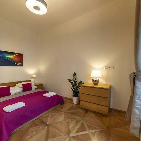 Apartmanhotel Capital -